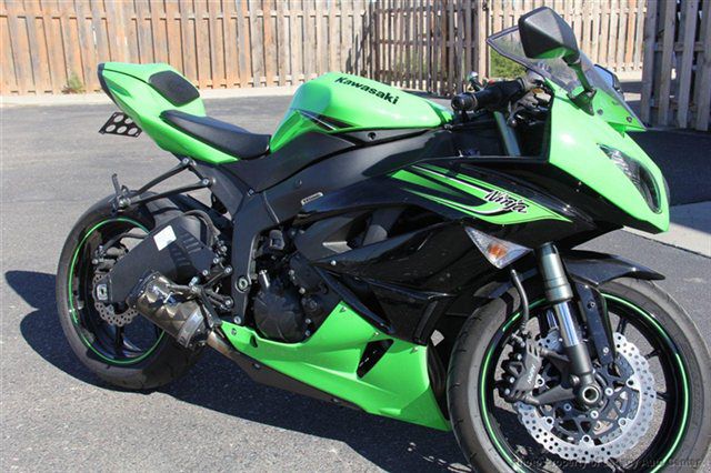 2011 Green Kawasaki Ninja