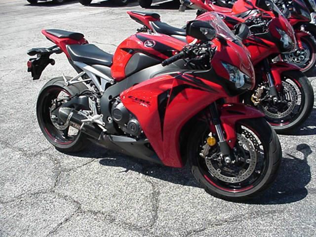 2009 honda cbr1000 rr  sportbike 