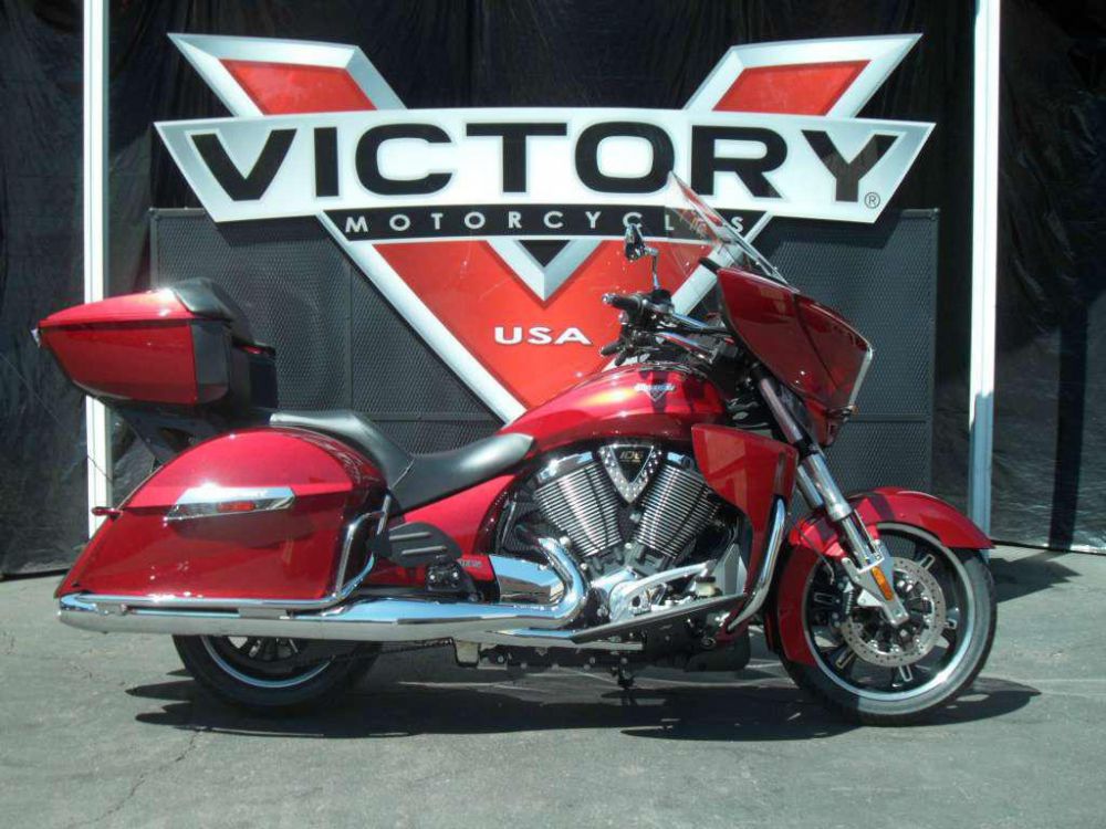 2013 victory cross country tour  touring 