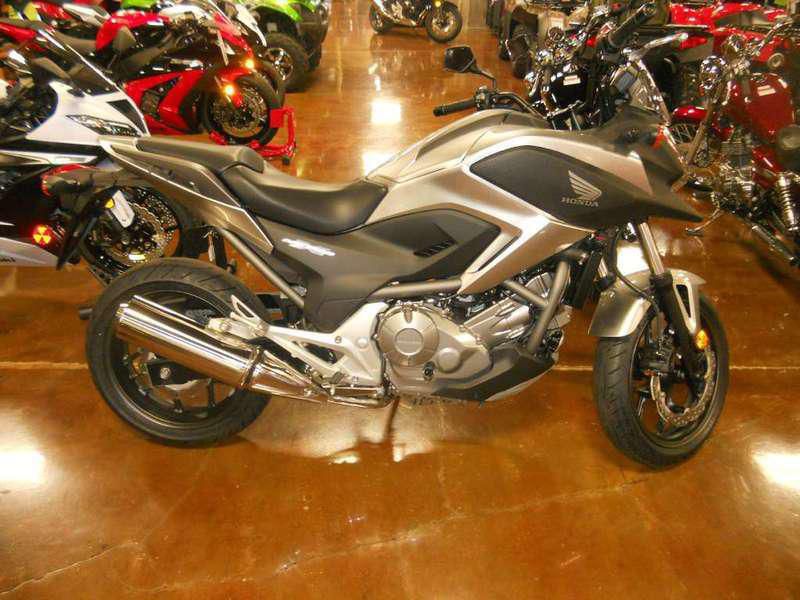 2013 honda nc700x  sport touring 