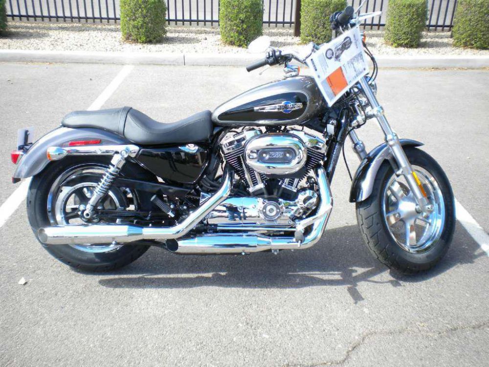 2014 harley-davidson xl 1200c sportster 1200 custom  cruiser 