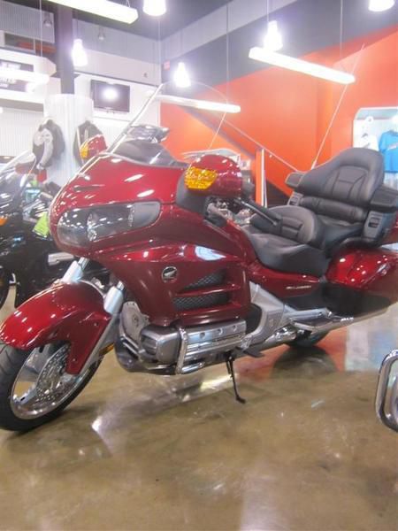 2013 honda gold wing audio comfort navi xm  touring 