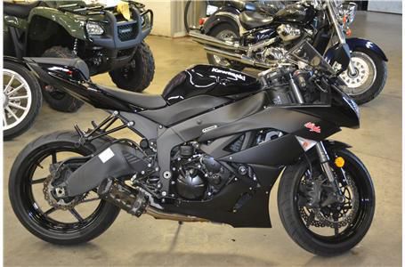 2009 Kawasaki NINJA ZX-6R Sportbike 