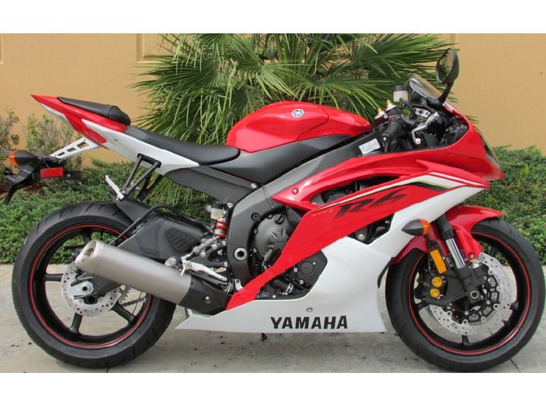 2013 yamaha yzf-r6 