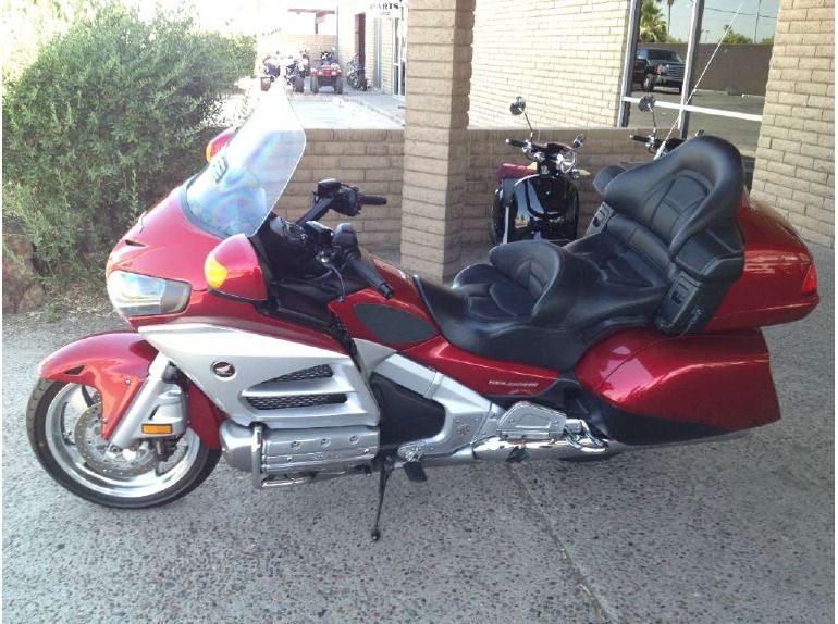 2012 honda gold wing audio comfort (gl18hpm) 