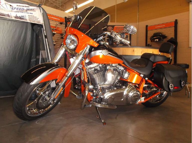 2010 harley-davidson flstse cvo softail convertible 