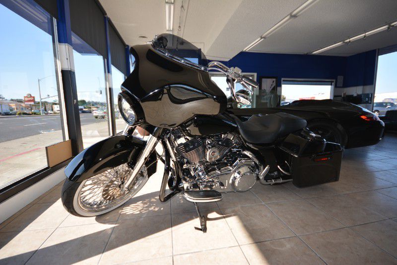 2007 Harley-Davidson Street Glide FLHX Black Over $20k in Upgrades!!!