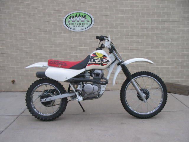 1998 honda xr 100r  dirt bike 