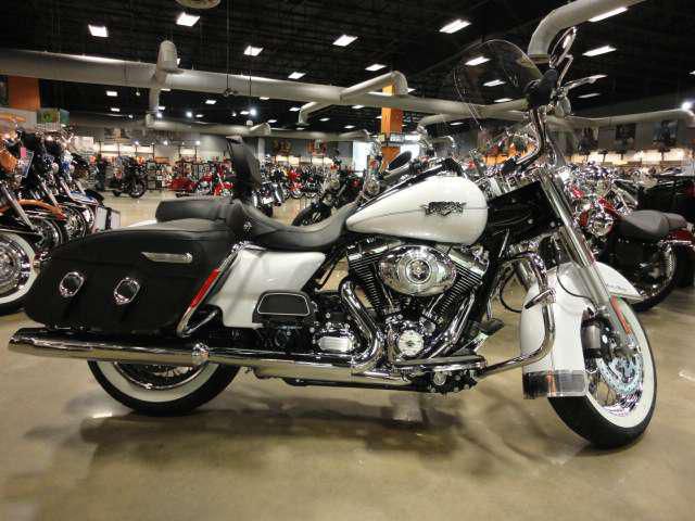 2012 harley-davidson flhrc road king classic  touring 