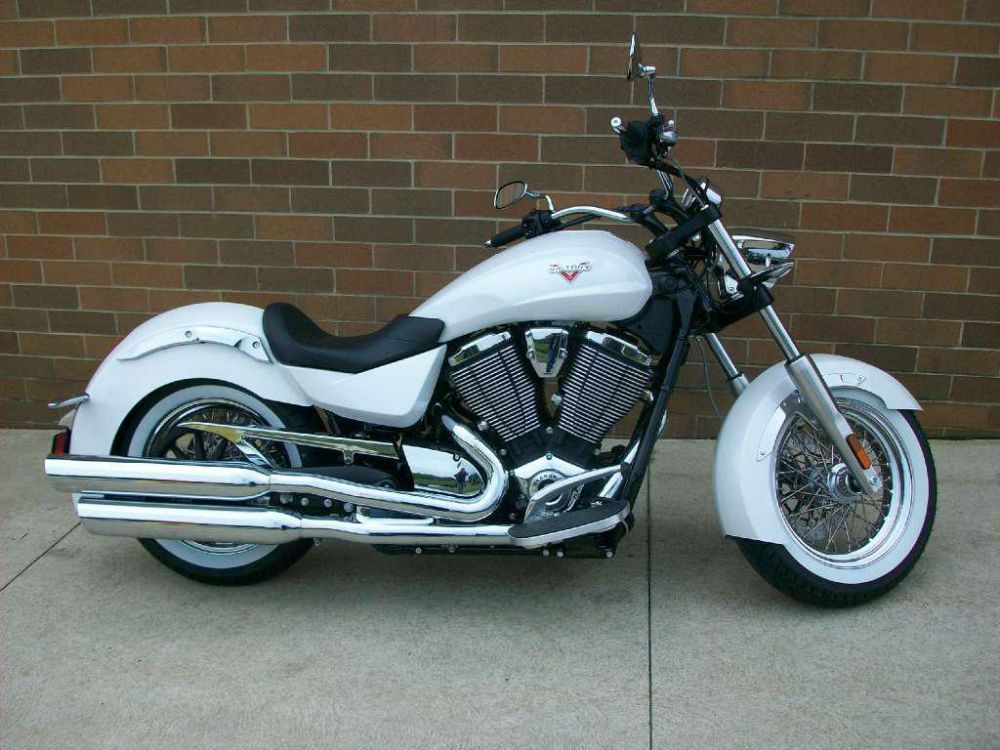 2013 victory boardwalk  cruiser 