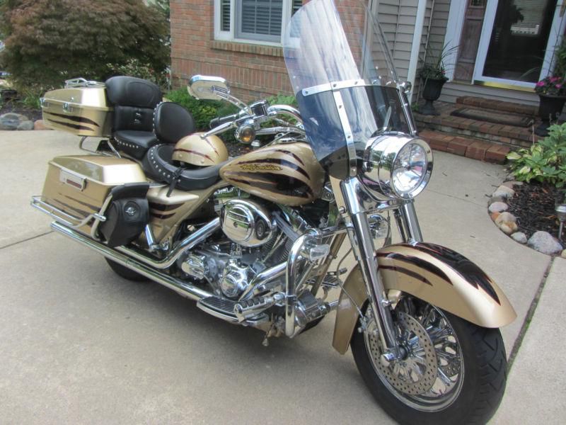 2003 HARLEY DAVIDSON - Touring