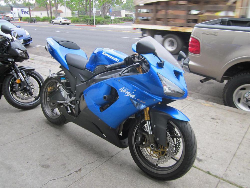 2005 kawasaki ninja zx-6r  sportbike 