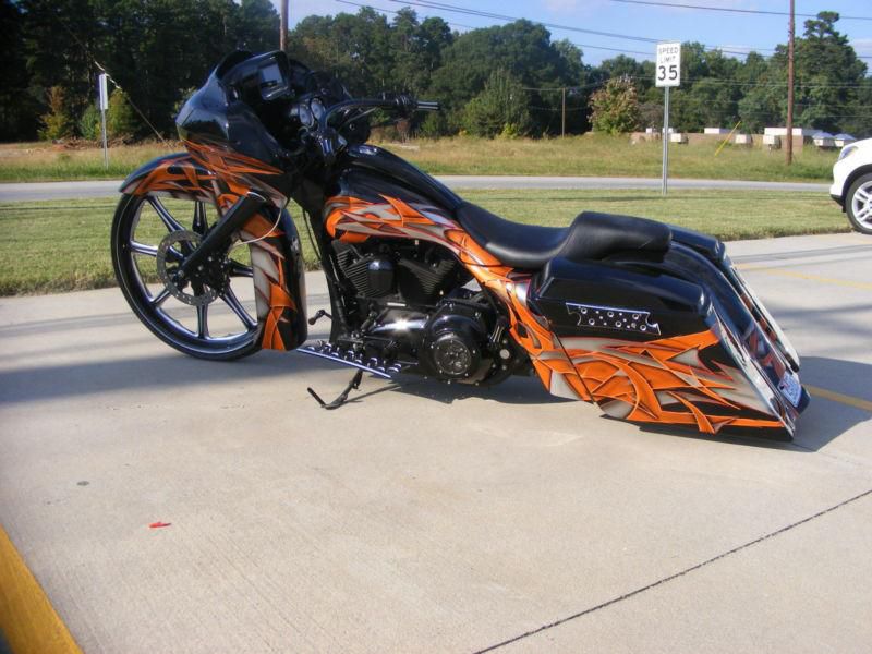 Harley Davidson Road Glide Custom Wheel