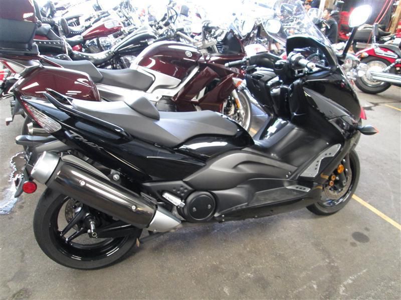 2011 Yamaha TMAX XP500 Standard 