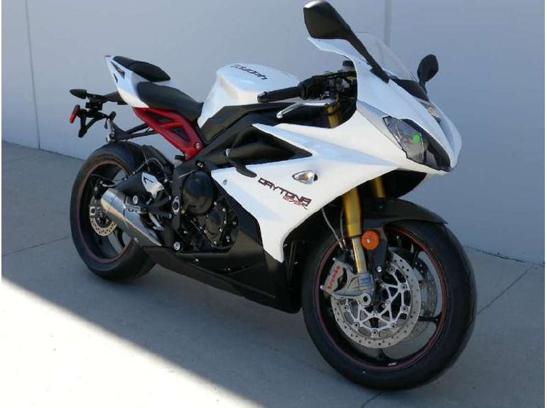 2013 triumph daytona 675r 