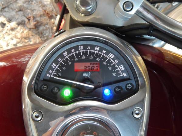 2006 honda vtx1300r! perfect condition! 3583 miles!