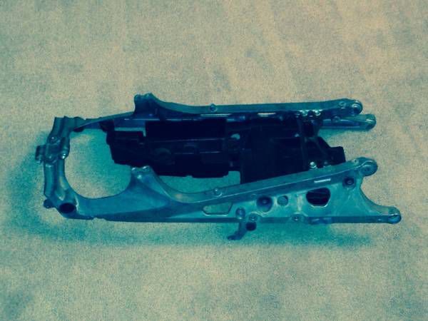 05-06 honda cbr 600rr subframe