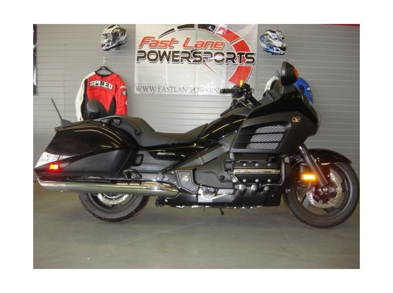 2013 honda gold wing f6b deluxe 