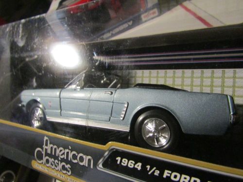 Motor Max 1964 1/2 Ford Mustang 1/24 Scale Car Free Shipping 73212AC