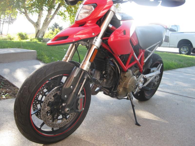 2008 ducati hypermotard 1100 s evo