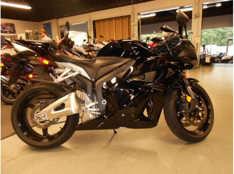 2011 honda cbr600rr 