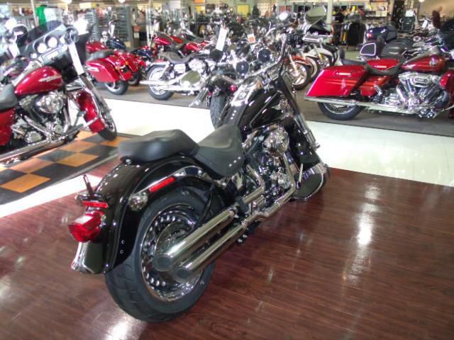 2011 harley-davidson flstf softail fat boy  cruiser 