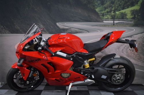 2024 Ducati Panigale V4 Ducati Red