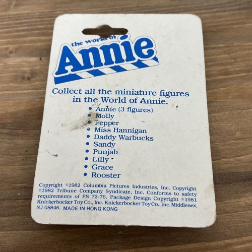 Vintage 1982 The World of Annie Miniatures Rooster Hannigan Figure #9032