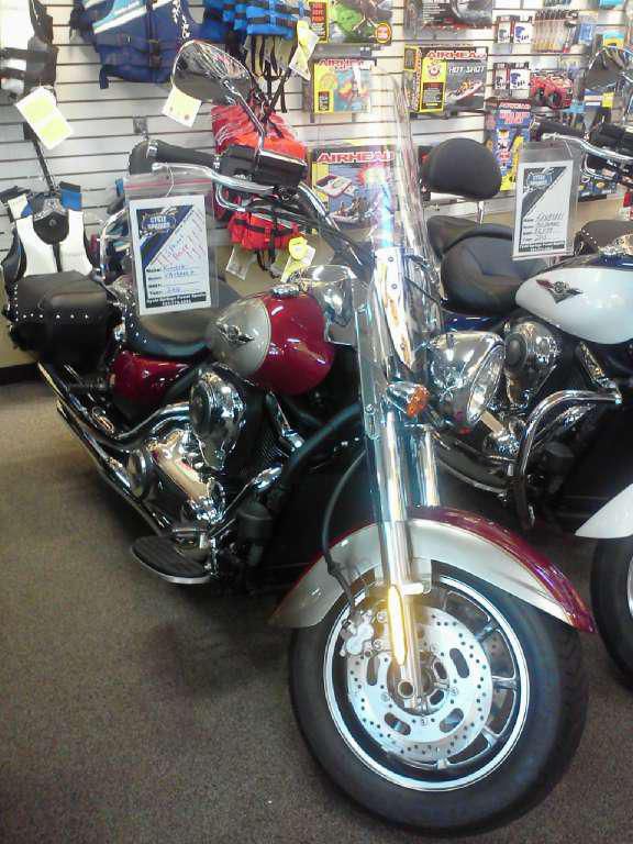 2010 kawasaki vulcan 1700 classic lt  cruiser 