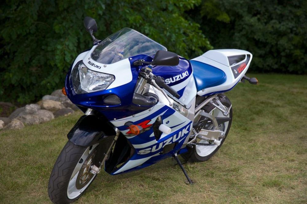 Suzuki GSX R 750