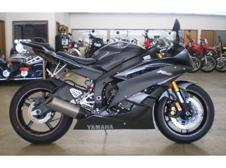 2007 yamaha yzf-r6  sportbike 