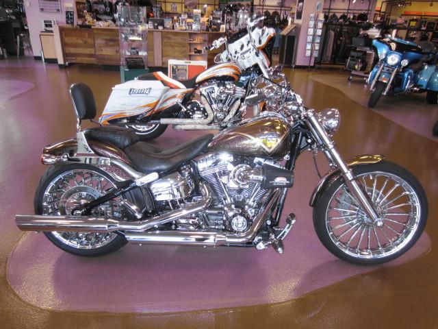 2013 harley-davidson softail breakout cvo fxsbse