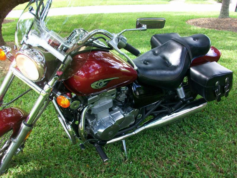 Kawasaki motorcycle- great condition- low miles - low price - runs perfect