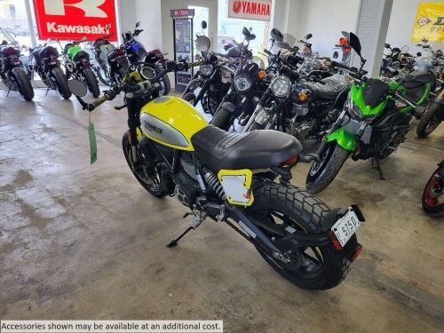 2016 ducati scrambler flat track pro