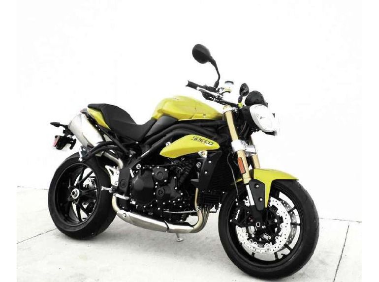 2013 triumph speed triple 