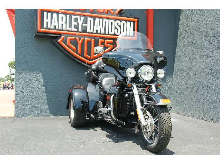 2012 harley-davidson flhtcu ultra classic electra glide  touring 