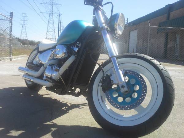 01 suzuki marauder vz800 bobber.