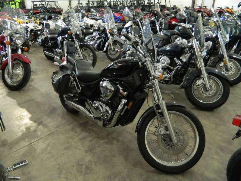 2005 suzuki boulevard s50  cruiser 