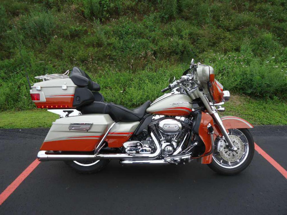 2009 harley-davidson flhtcuse4 cvo ultra classic electra glide  touring 