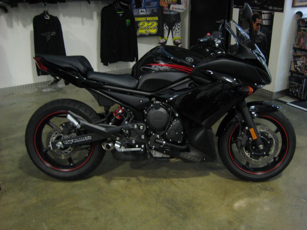 2012 yamaha fz6r  sportbike 