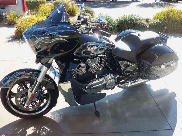 2013 victory cross country  touring 