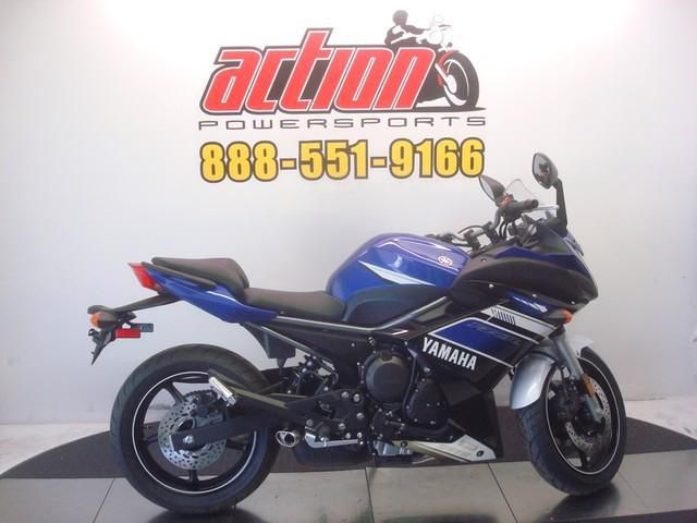 2013 Yamaha FZ6R Sportbike 