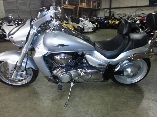 2006 suzuki m109r in silver**