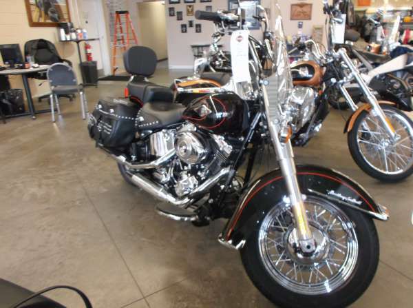 2011 harley-davidson flstc heritage softail classic