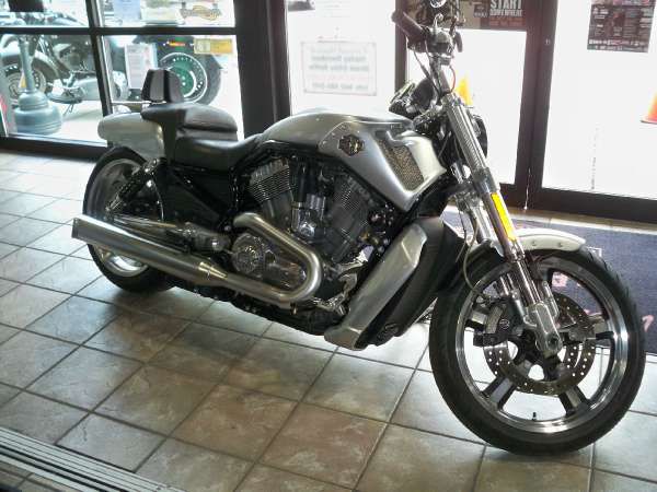 2009 harley-davidson vrscf v-rod muscle