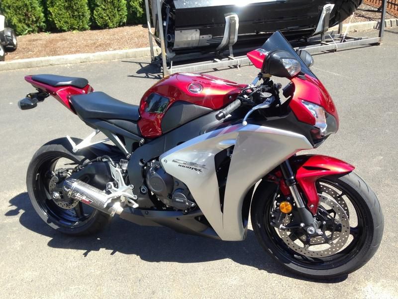 2008 honda cbr 1000rr  sportbike 