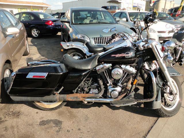 2006 Harley-Davidson FLHR Cruiser 