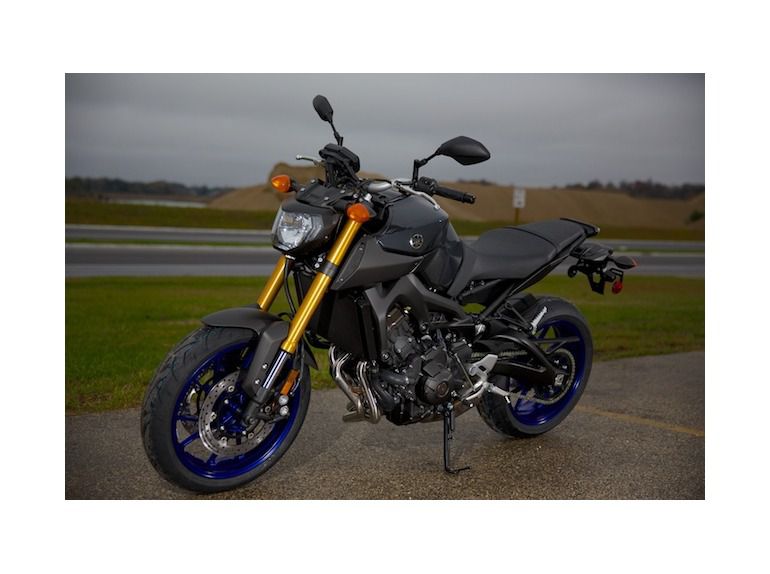 2014 yamaha fz-09 