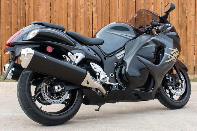 Suzuki gsx1300r Hayabusa черный