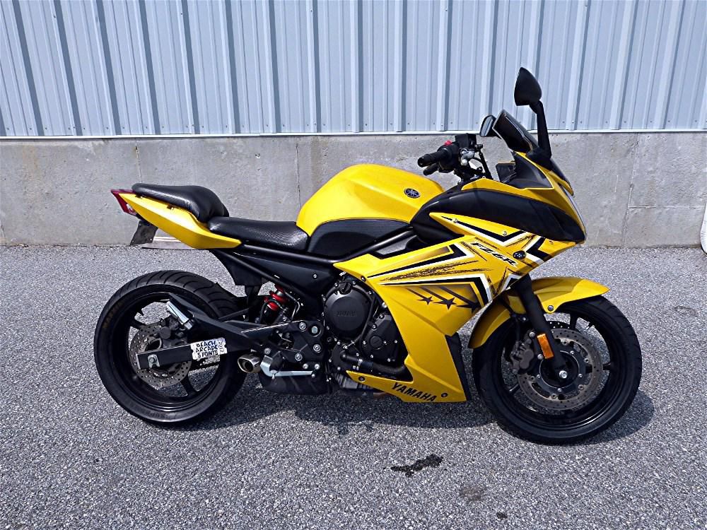 2009 yamaha fz-6r  sportbike 